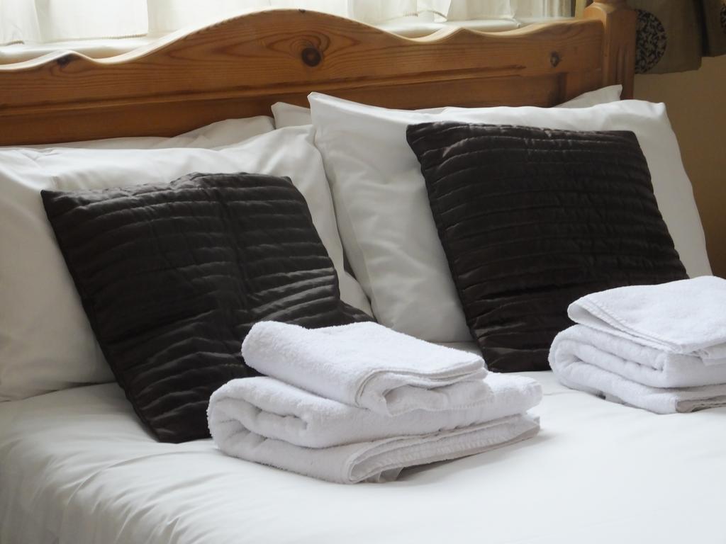 Railway Hotel Faversham Esterno foto