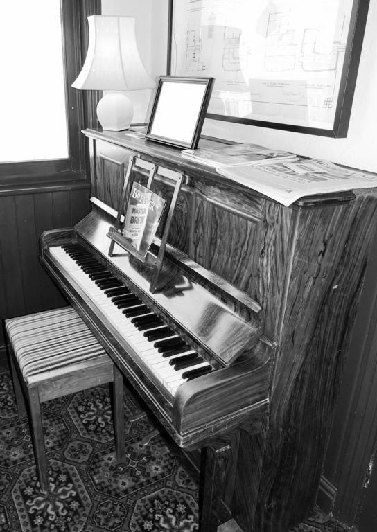 Railway Hotel Faversham Esterno foto