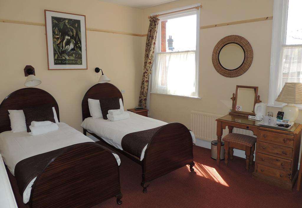 Railway Hotel Faversham Camera foto