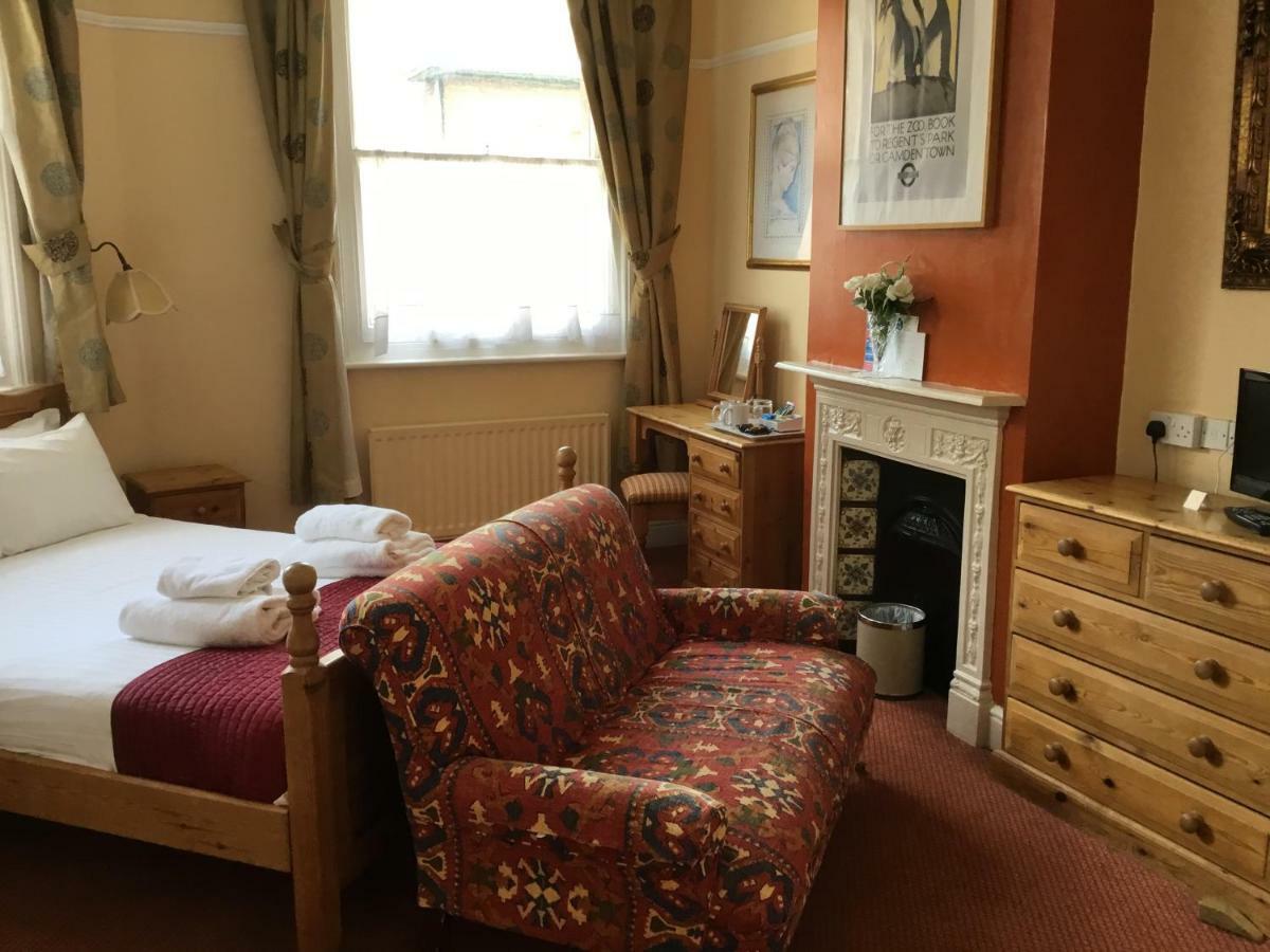 Railway Hotel Faversham Esterno foto