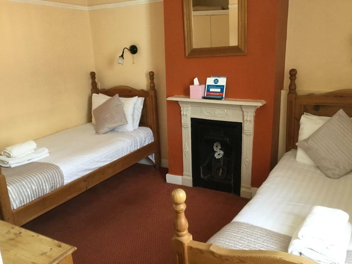 Railway Hotel Faversham Esterno foto