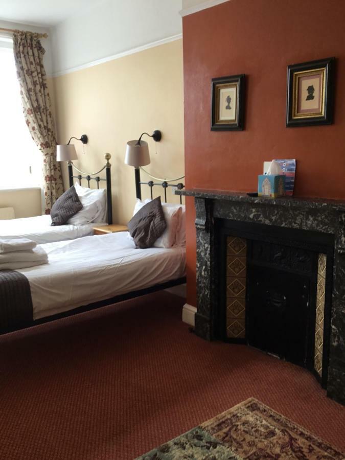 Railway Hotel Faversham Esterno foto