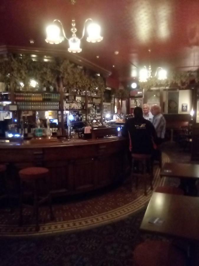 Railway Hotel Faversham Esterno foto