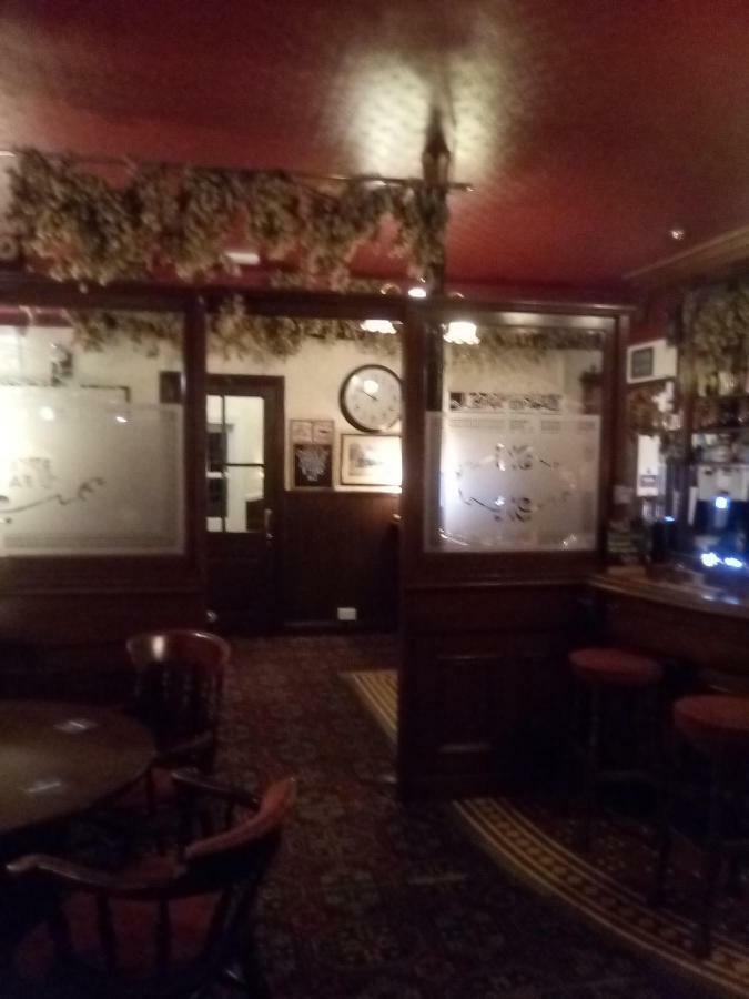 Railway Hotel Faversham Esterno foto